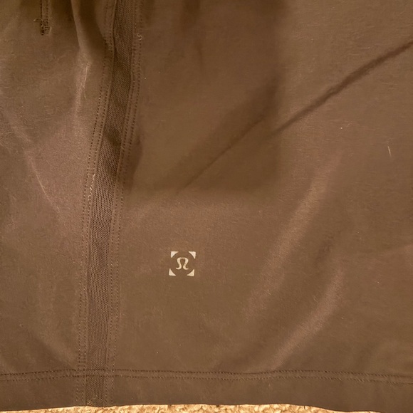 Lululemon Pace Breaker Shorts Men’s Medium Black Lined 9” Inseam Athletic Gym - Picture 3 of 5